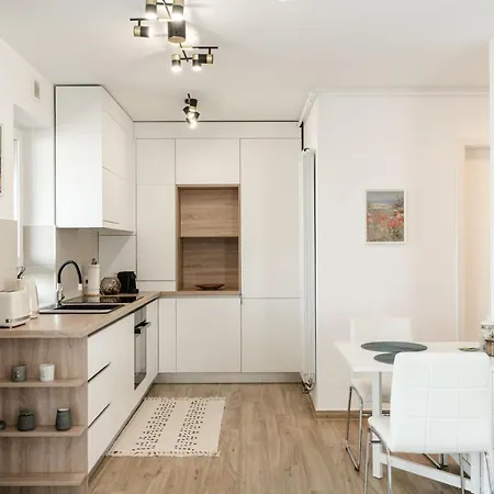 B&v 701 Coresi - Luxury Mountain Haven Appartamento *