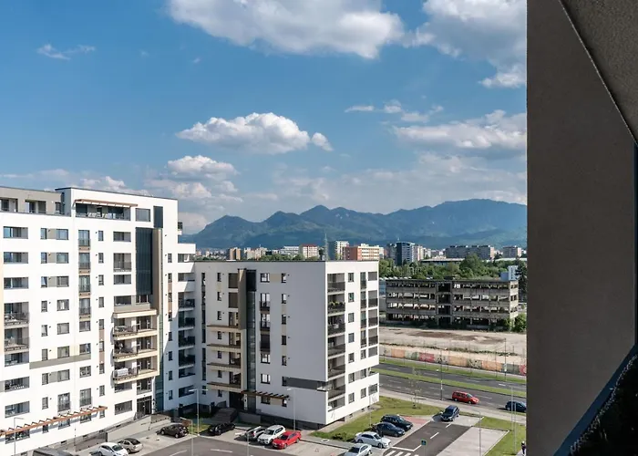 B&v 701 Coresi - Luxury Mountain Haven Apartment