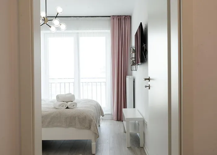 B&v 701 Coresi - Luxury Mountain Haven Apartment