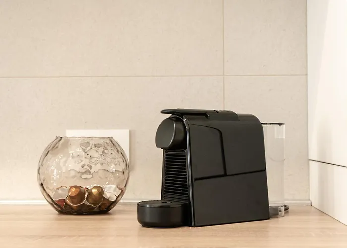 B&v 701 Coresi - Luxury With View Apartment *